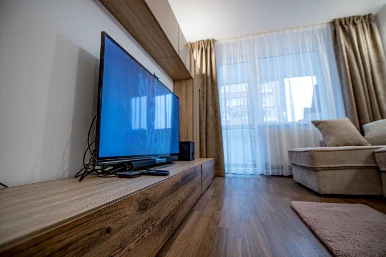 Apartament 3 Camere Royal บราชอฟ ภายนอก รูปภาพ