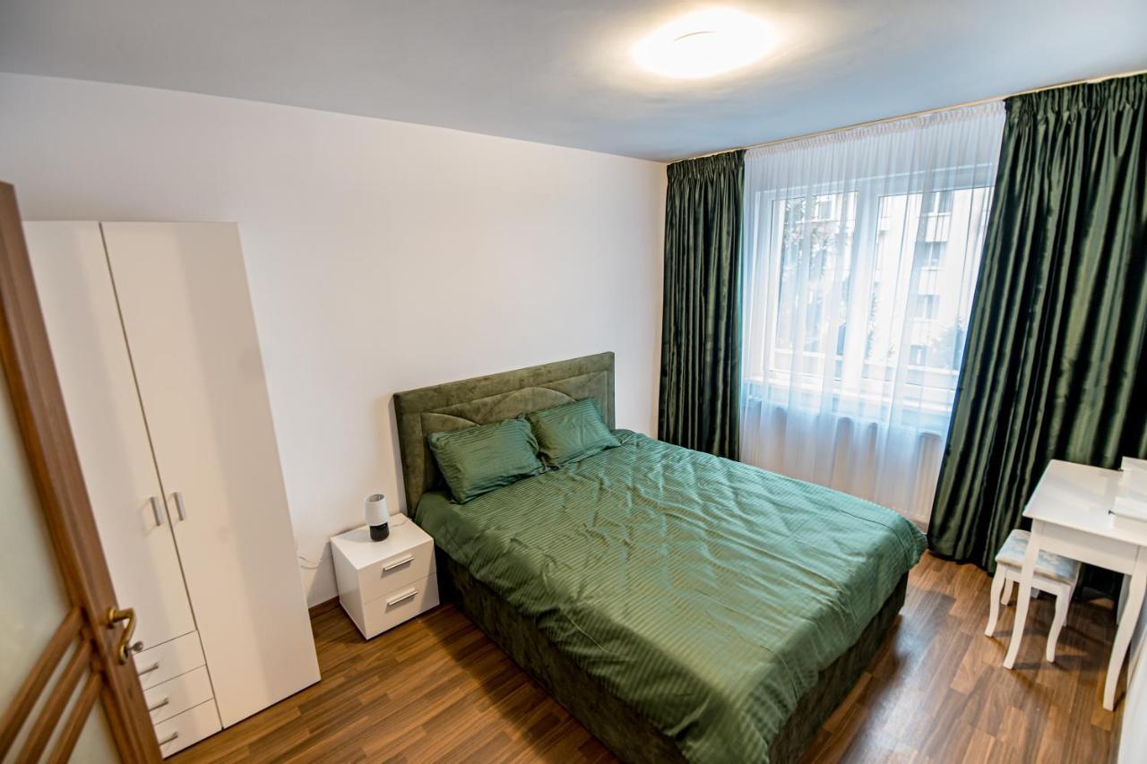 Apartament 3 Camere Royal บราชอฟ ภายนอก รูปภาพ