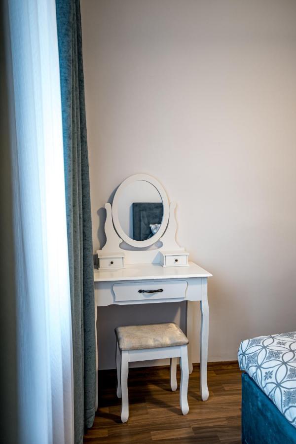 Apartament 3 Camere Royal บราชอฟ ภายนอก รูปภาพ